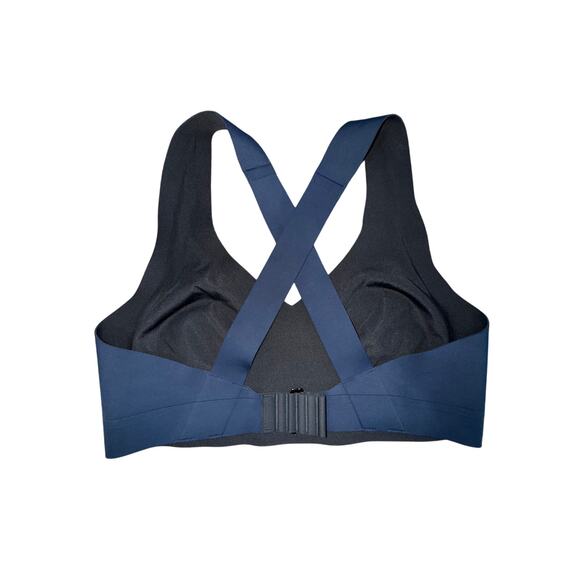 Athleta Women's Black/Navy Blue Crossover Reversible Sports Bra Size Medium - Picture 2 of 6